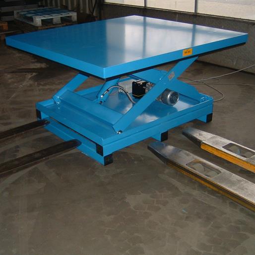 A single lift made by Power Lift